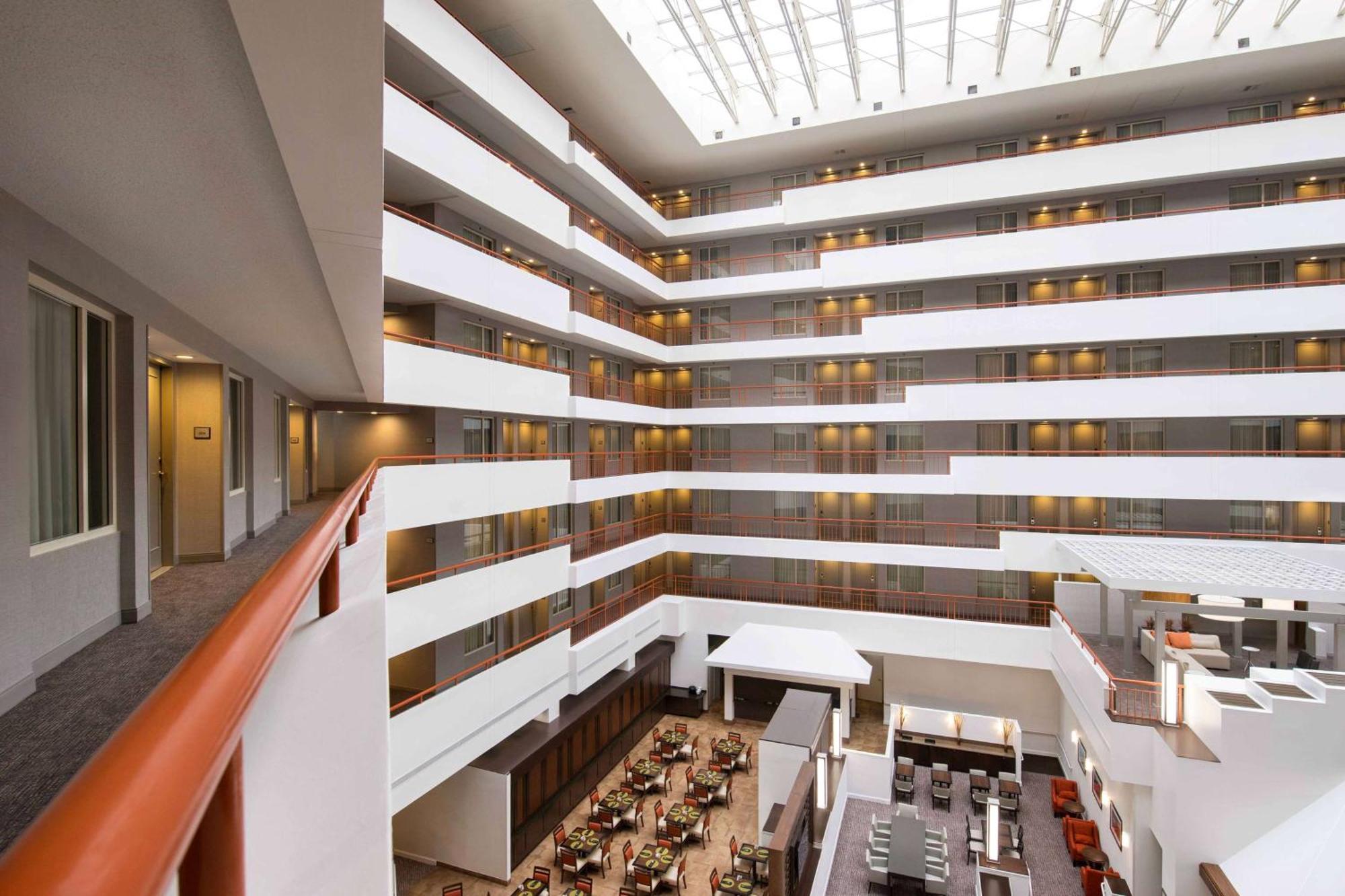 Embassy Suites By Hilton Baltimore At BWI Airport Linthicum Exterior photo